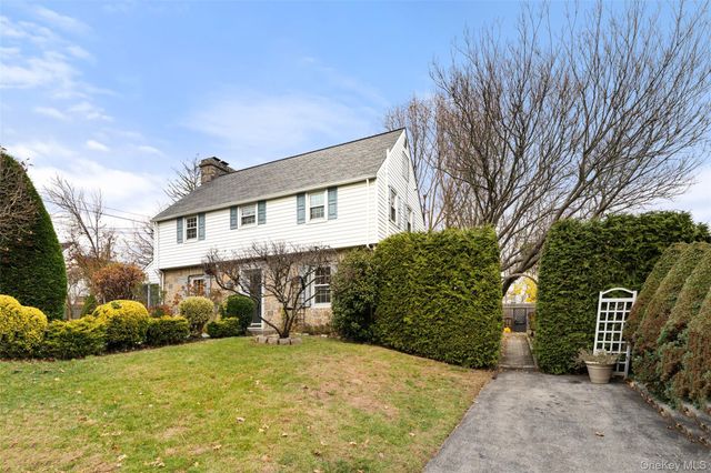 1 Winslow Circle, Tuckahoe, NY 10707