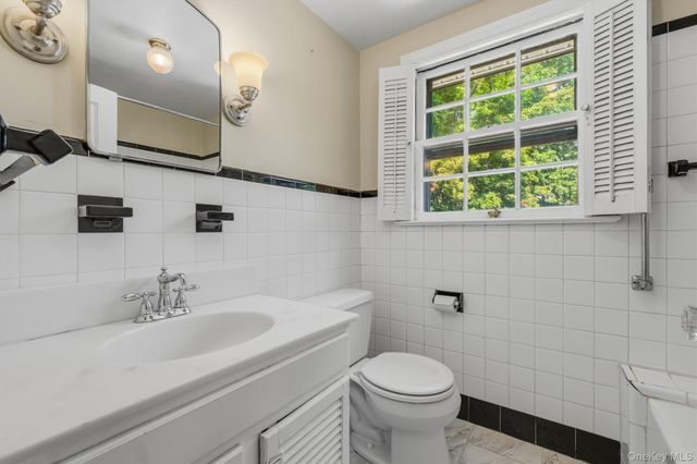 107 E Cedar Street, Poughkeepsie, NY 12601