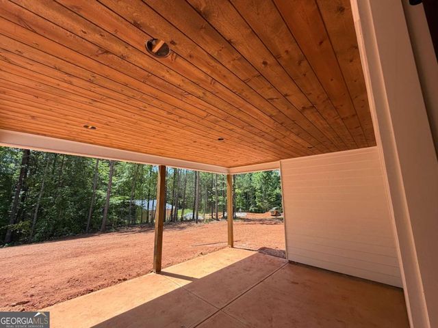 952 W Price Creek Road, Talking Rock, GA 30175