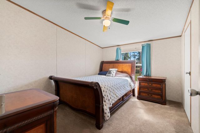 706 Sunny Drive, Livingston, TX 77351