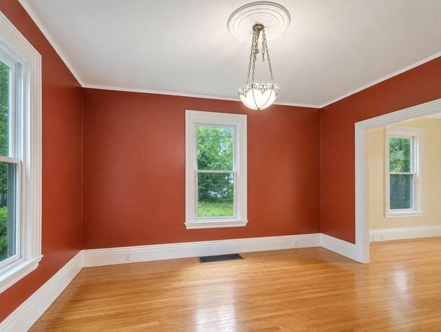 143 Main Street, Easton, MA 02356