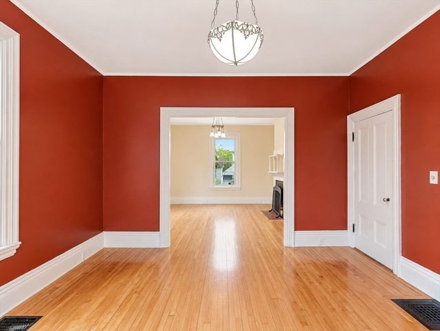 143 Main Street, Easton, MA 02356
