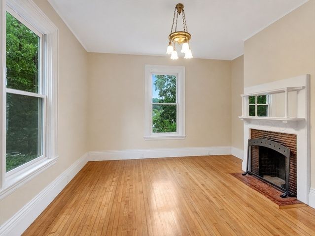 143 Main Street, Easton, MA 02356