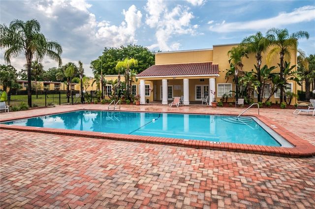 14415 AMERICAN CIRCLE 104, Tampa, FL 33613