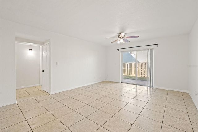 14415 AMERICAN CIRCLE 104, Tampa, FL 33613