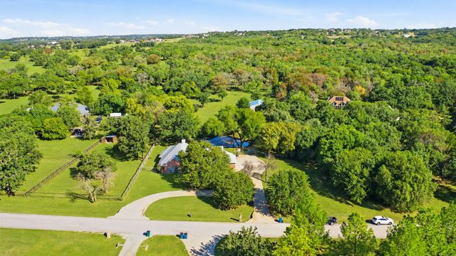 210 Saddle Club Road, Weatherford, TX 76088