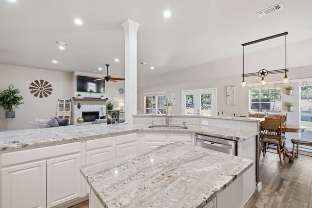 210 Saddle Club Road, Weatherford, TX 76088