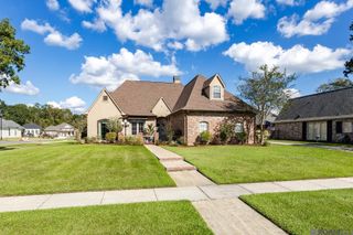 6905 Dianthus, Saint George, LA 70817