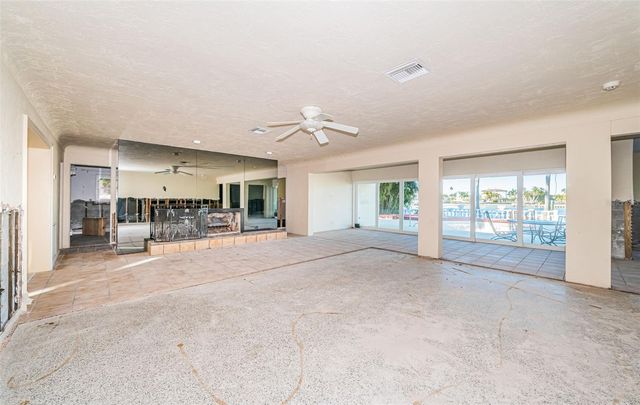 30 DOLPHIN DRIVE, Treasure Island, FL 33706