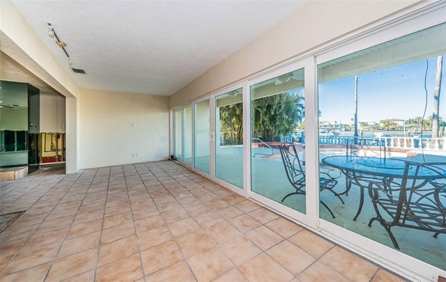 30 DOLPHIN DRIVE, Treasure Island, FL 33706