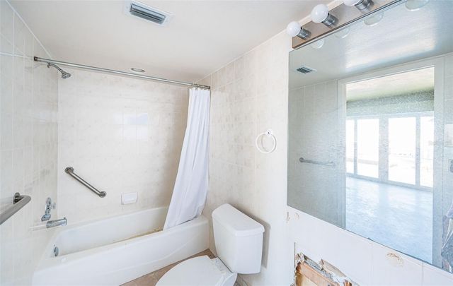 30 DOLPHIN DRIVE, Treasure Island, FL 33706