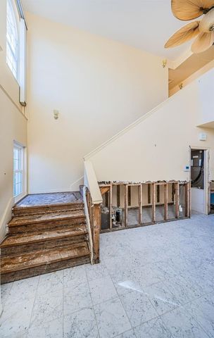 30 DOLPHIN DRIVE, Treasure Island, FL 33706