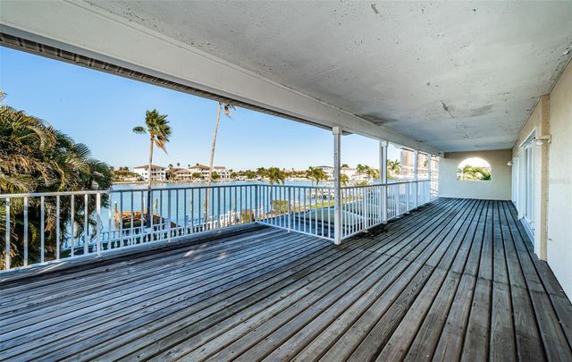 30 DOLPHIN DRIVE, Treasure Island, FL 33706