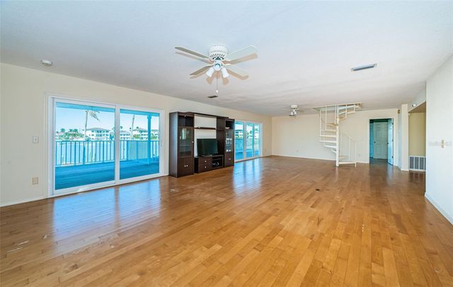 30 DOLPHIN DRIVE, Treasure Island, FL 33706