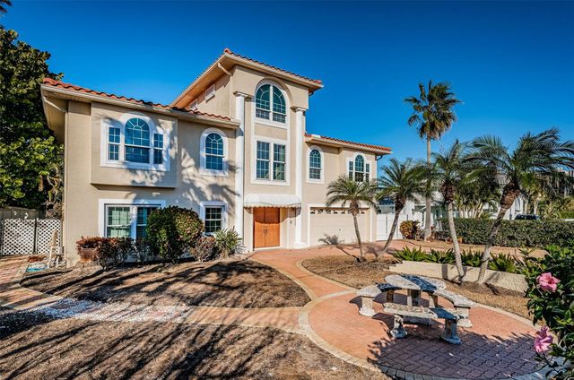 30 DOLPHIN DRIVE, Treasure Island, FL 33706