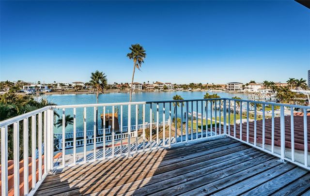 30 DOLPHIN DRIVE, Treasure Island, FL 33706