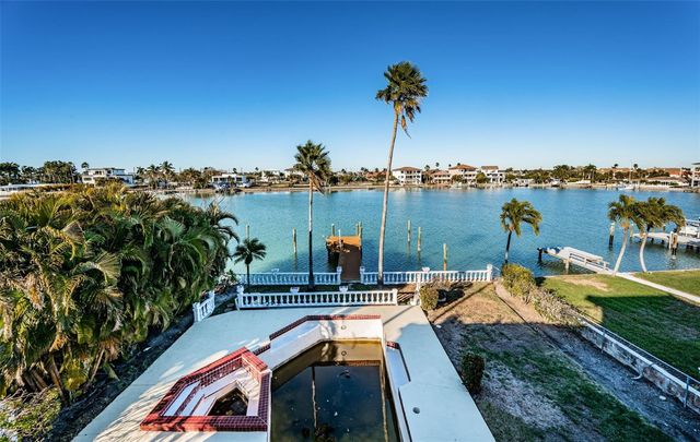 30 DOLPHIN DRIVE, Treasure Island, FL 33706