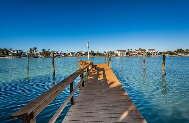30 DOLPHIN DRIVE, Treasure Island, FL 33706
