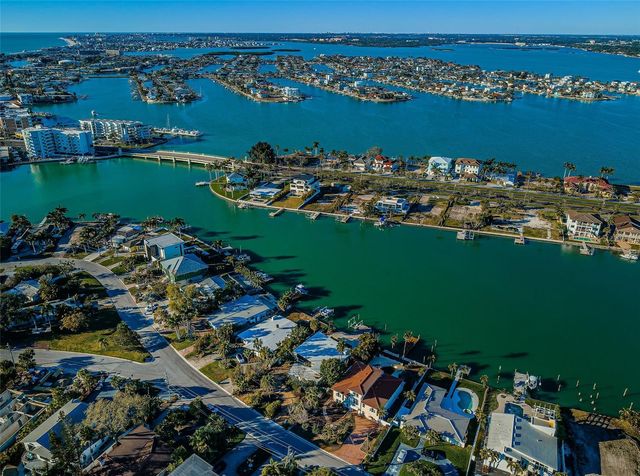 30 DOLPHIN DRIVE, Treasure Island, FL 33706