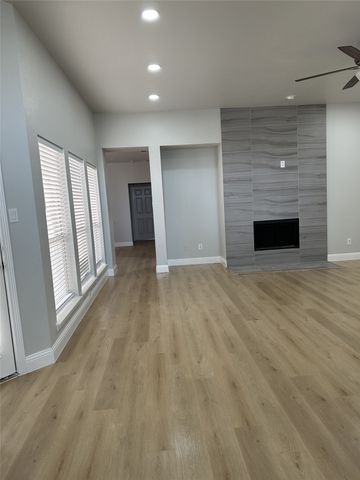 3160 Delaford Drive, Carrollton, TX 75007