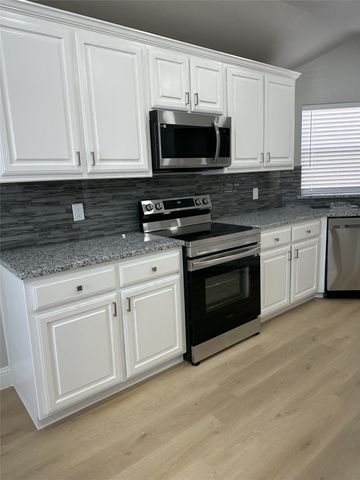 3160 Delaford Drive, Carrollton, TX 75007