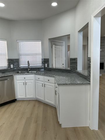 3160 Delaford Drive, Carrollton, TX 75007