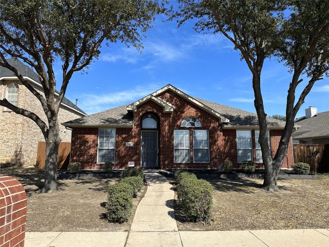 3160 Delaford Drive, Carrollton, TX 75007