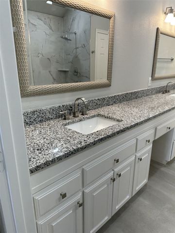 3160 Delaford Drive, Carrollton, TX 75007