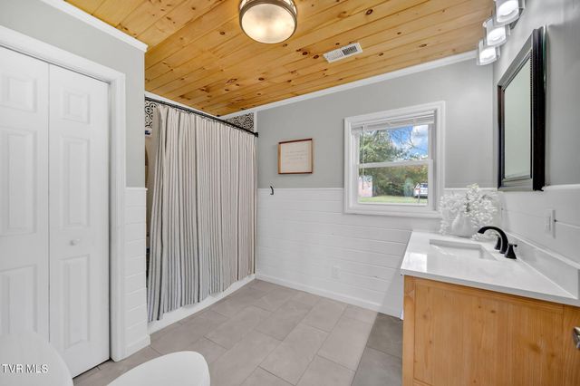 2620 Pearl Street, Kingsport, TN 37660