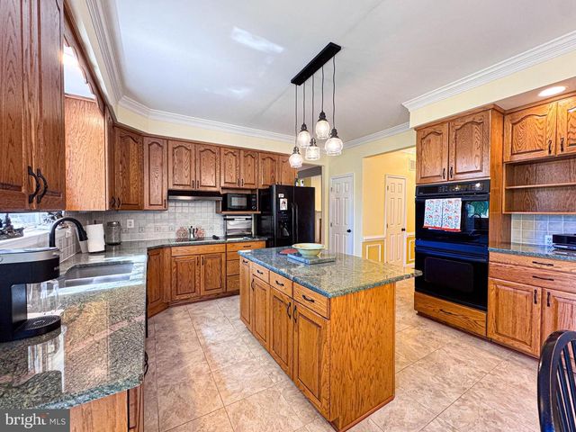 11325 INGELS, Swan Point, MD 20645