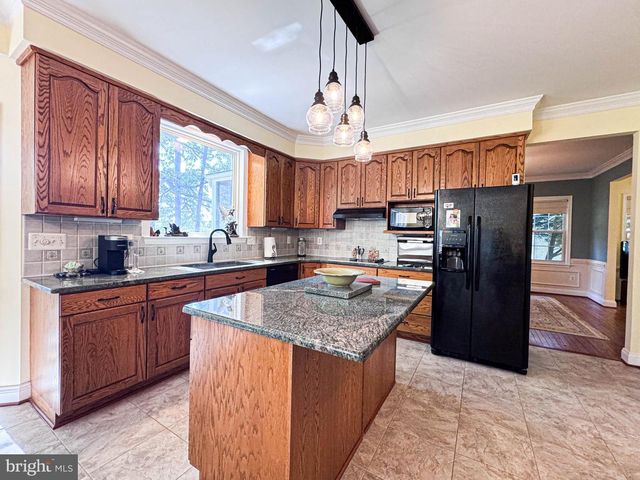 11325 INGELS, Swan Point, MD 20645