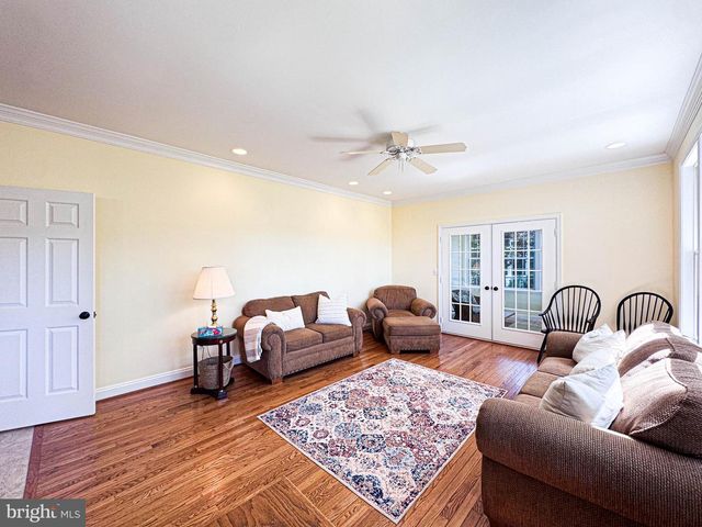 11325 INGELS, Swan Point, MD 20645