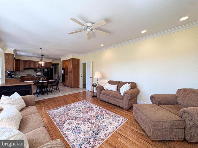 11325 INGELS, Swan Point, MD 20645