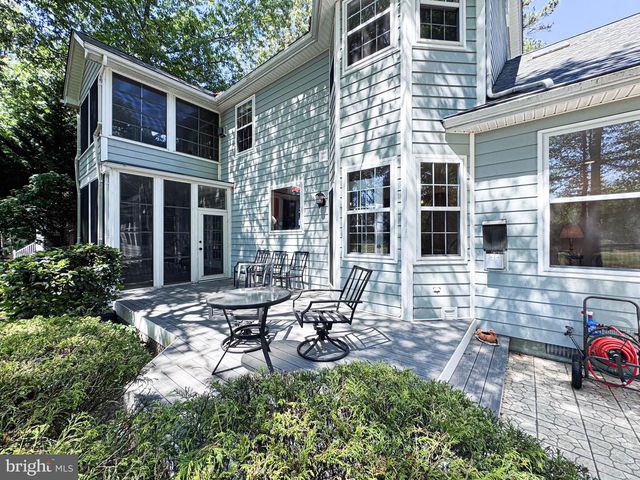 11325 INGELS, Swan Point, MD 20645