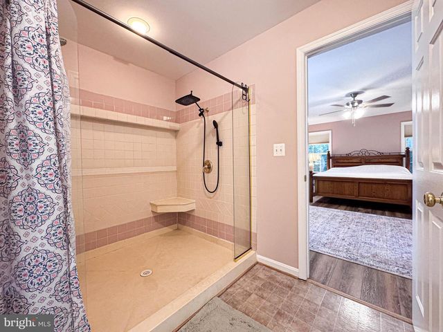 11325 INGELS, Swan Point, MD 20645
