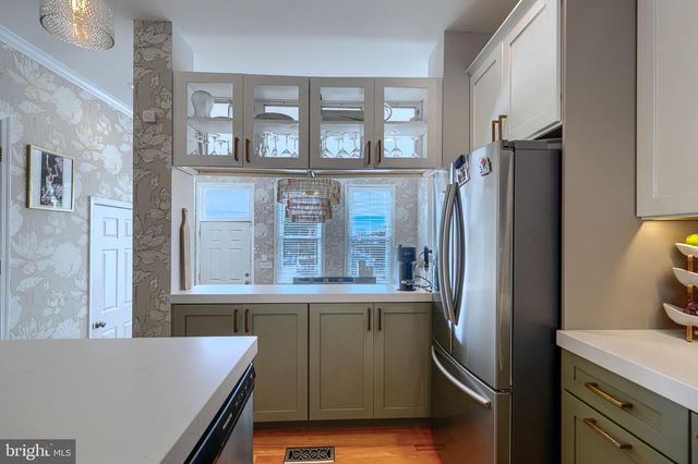 701 S STREEPER ST, Baltimore, MD 21224