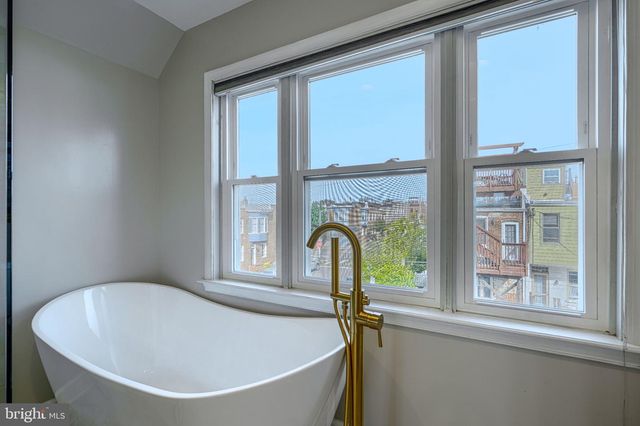 701 S STREEPER ST, Baltimore, MD 21224