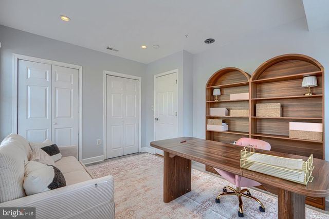 701 S STREEPER ST, Baltimore, MD 21224