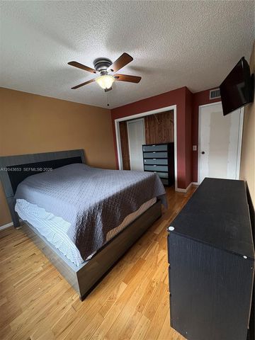 3862 NE 171st St C, North Miami Beach, FL 33160