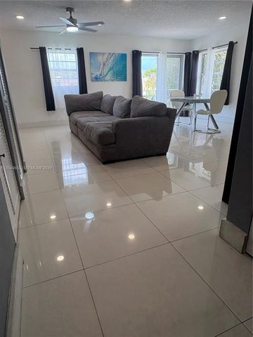 3862 NE 171st St C, North Miami Beach, FL 33160