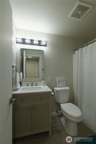 5047 Carole Drive NE, Olympia, WA 98516