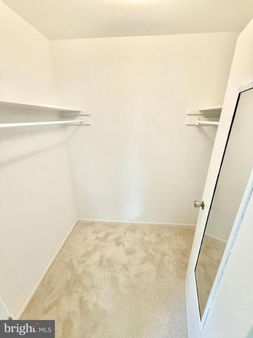 201 HARDWOOD LN, Fredericksburg, VA 22408