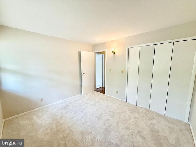 201 HARDWOOD LN, Fredericksburg, VA 22408