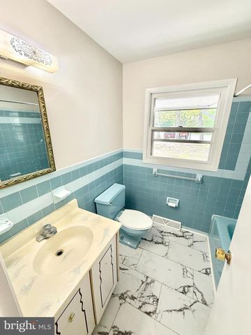 201 HARDWOOD LN, Fredericksburg, VA 22408