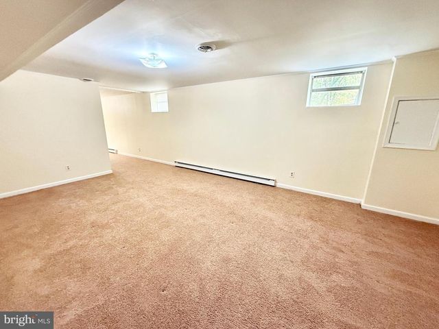 201 HARDWOOD LN, Fredericksburg, VA 22408