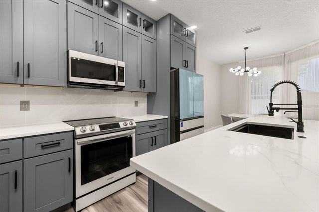 13247 HATHERTON CIRCLE, Orlando, FL 32832