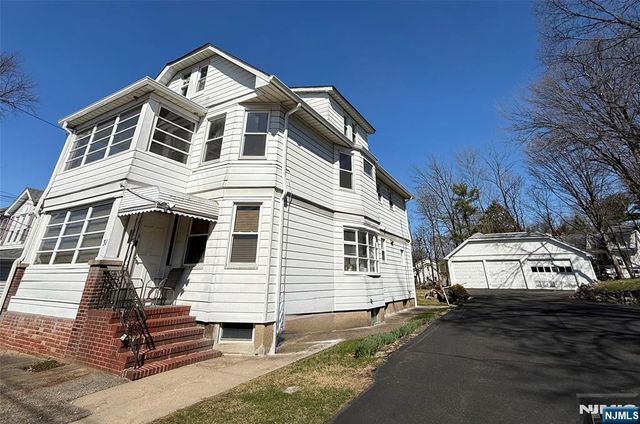 31 Linda Vista Avenue, North Haledon, NJ 07508