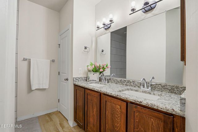 354 SOL Court, Vinton, TX 79821