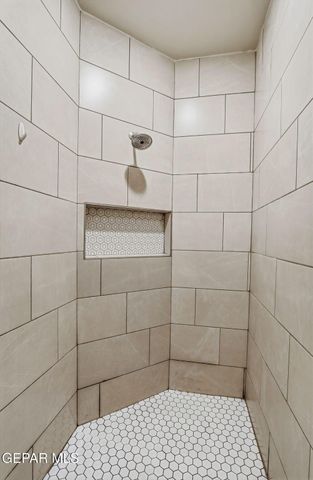 354 SOL Court, Vinton, TX 79821