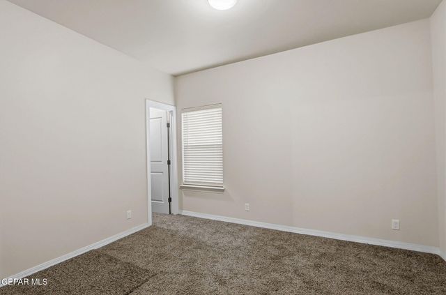 354 SOL Court, Vinton, TX 79821